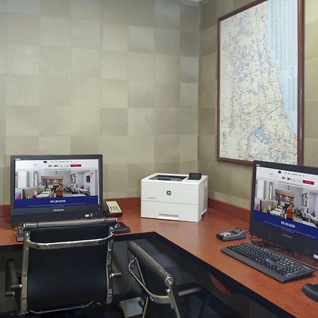 Hampton Inn Chicago Elgin/I-90 Экстерьер фото