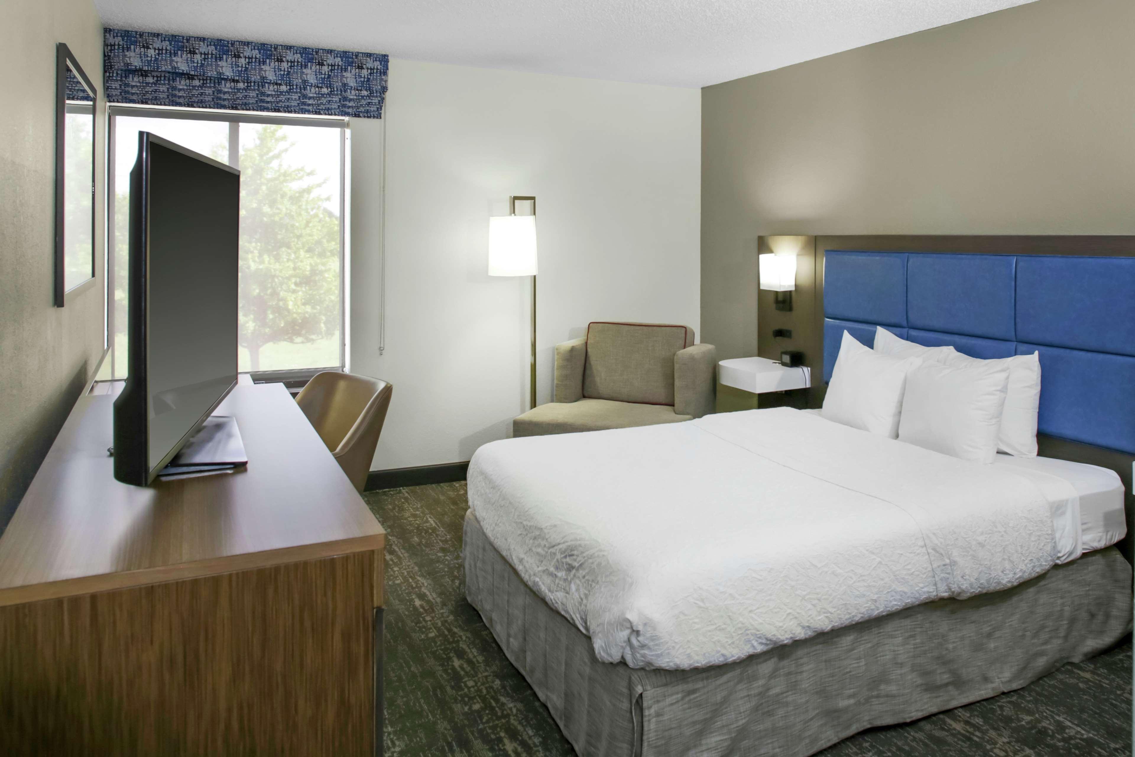 Hampton Inn Chicago Elgin/I-90 Экстерьер фото